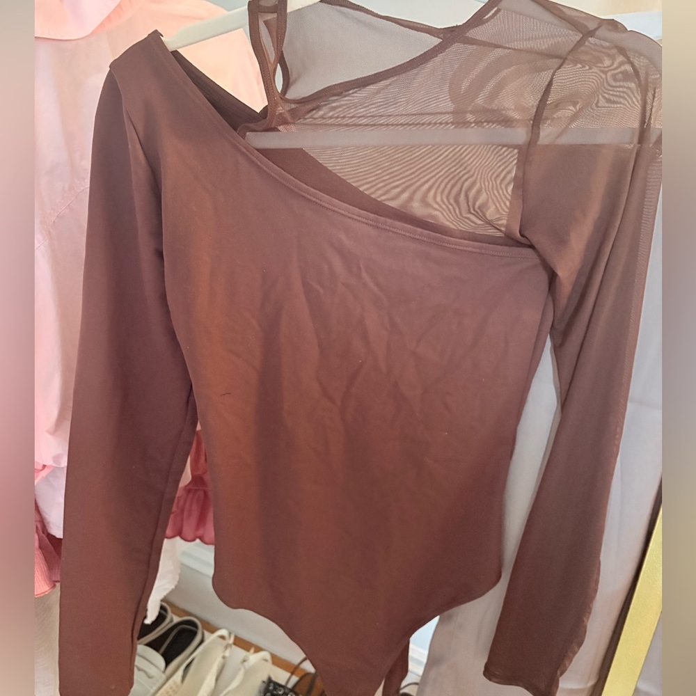 A&F CUTOUT SHEER BODYSUIT